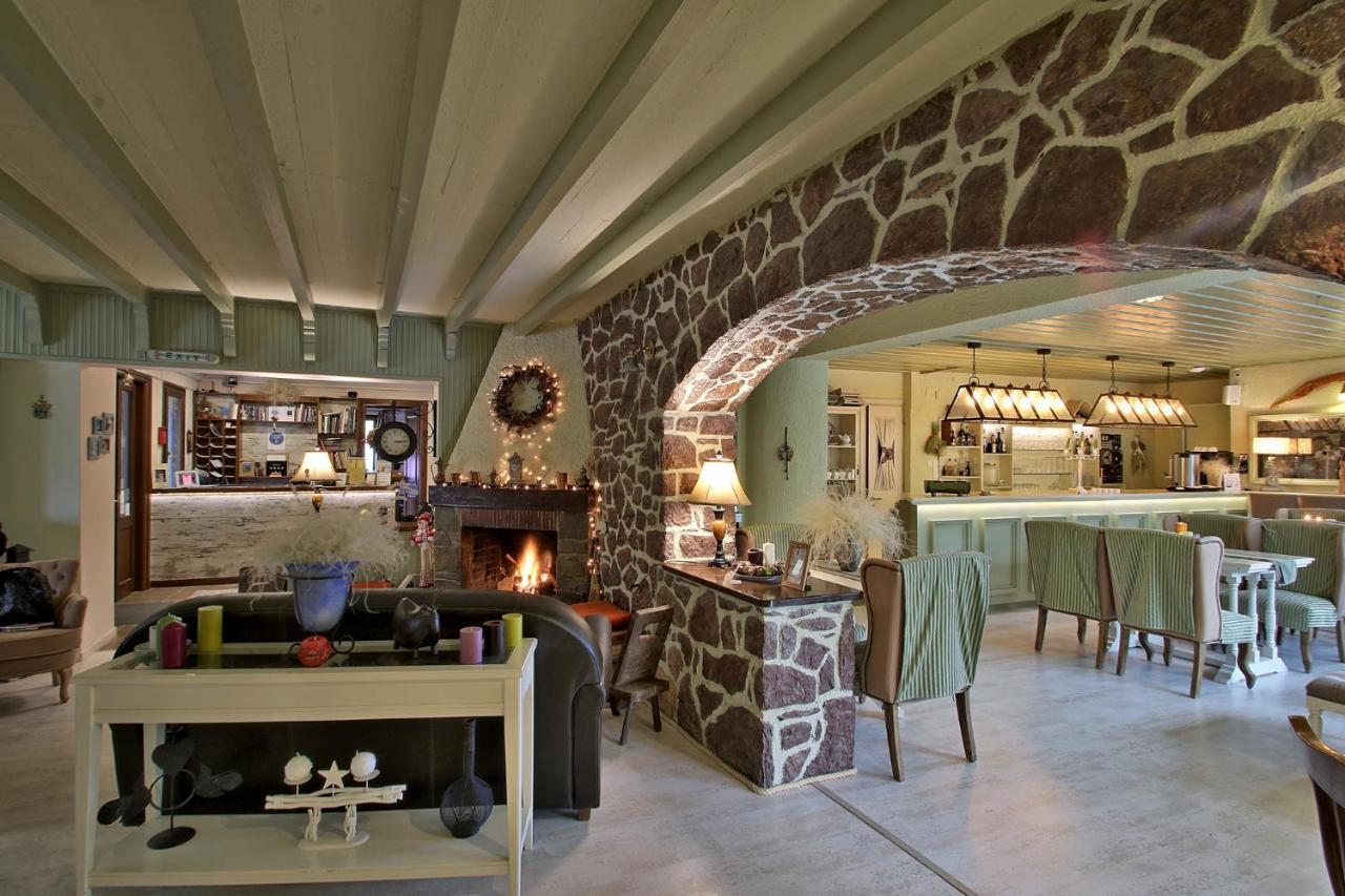 Boutique Hotel Skamnos Арахова Экстерьер фото